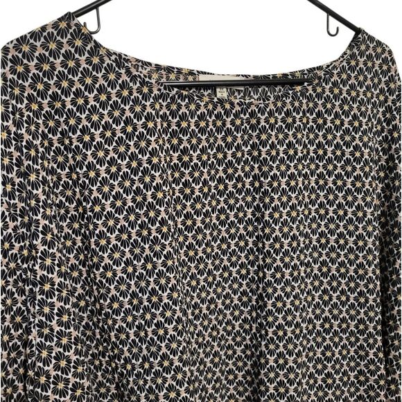 #80 Max Studio Drapey Flowy Loose Fit Womens Blouse, Plus Size 3X - Picture 3 of 11